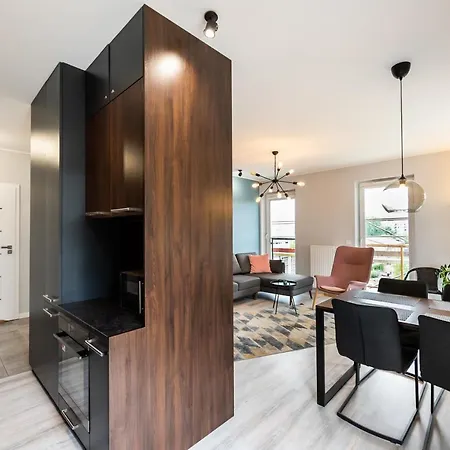 Yellow Soho Factory Варшава