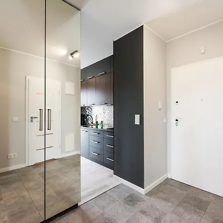 Yellow Soho Factory Варшава