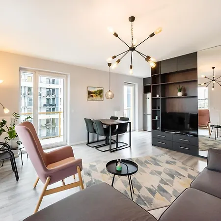 Yellow Soho Factory * Варшава